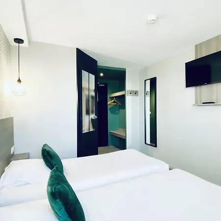 Hotel Sure Hotel By Best Western Rouvignies Valenciennes 3*