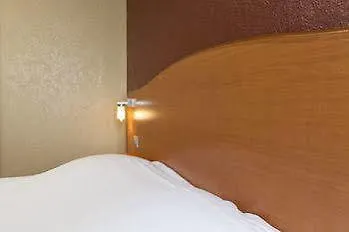 Sure Hotel By Best Western Rouvignies Valenciennes Hotel 3*