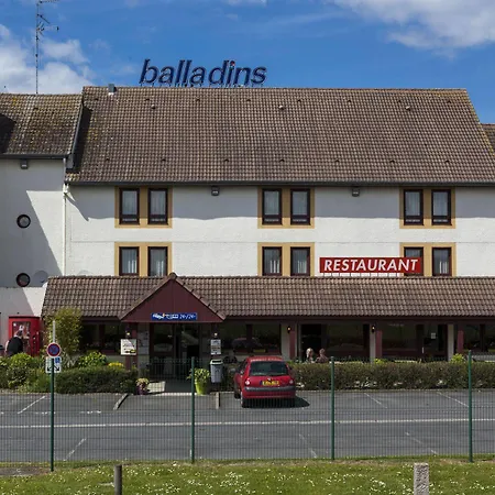 Sure By Western Valenciennes מלון