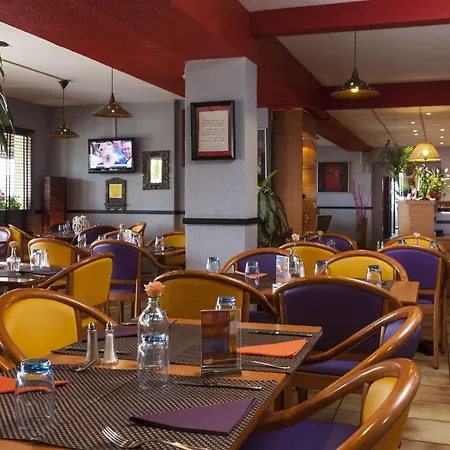 מלון Sure By Western Valenciennes